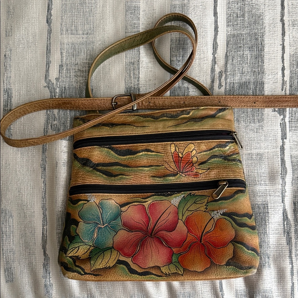 Anushka hand painted purse